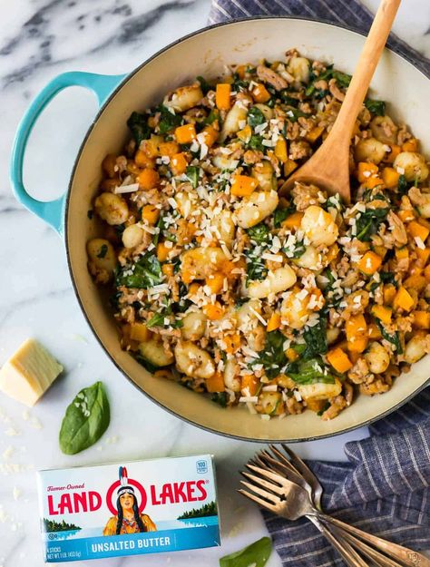 One Skillet Butternut Squash Gnocchi with Italian Sausage and Spinach. Healthy, EASY recipe that cooks in just one pan! You save time on dishes and the garlic butter sauce is to-die-for! One of our family’s favorite meals. #wellplated #gnocchi #butternutsquash #easy #healthy Gnocchi With Italian Sausage, Sausage Butternut Squash, Butternut Squash Gnocchi, Squash Gnocchi, Healthy Easy Recipe, Italian Sausage Lasagna, Spinach Healthy, Sausage And Spinach, Healthy Butternut Squash