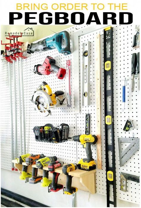 Tool Pegboard, Pegboard Craft Room, Garage Organization Shelves, Garage Wall Shelving, Pegboard Garage, Organization Garage, Garage Organization Systems, Casa Garage, Pegboard Storage