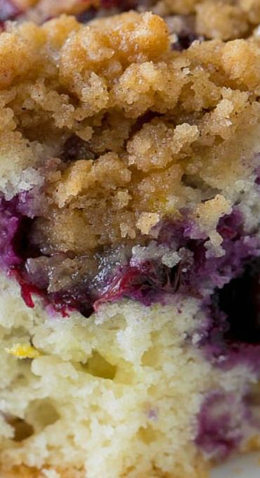 Cakemix Coffee Cake, White Cake Mix Coffee Cake, Blueberry Muffin Mix Coffee Cake, Breakfast Cake Mix Recipes, Blueberry Coffee Cake With Cake Mix Easy, Blueberry White Cake Mix Recipes, White Cake Mix Breakfast Recipes, Coffee Cake Cake Mix Recipes, Recipes Using Yellow Cake Mix Boxes Blueberry