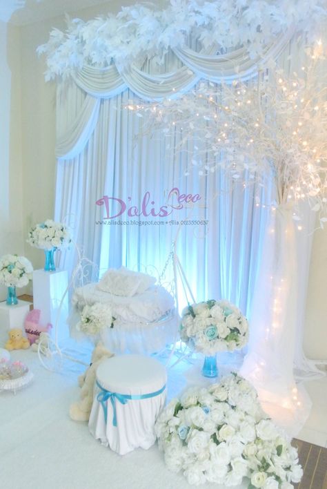 Dekorasi Aqiqah Baby Boy, Pelamin Aqiqah, Cradle Decoration, Naming Ceremony Decoration, Baby Party Decorations, Cradle Ceremony, Candy Bar Wedding, Bridal Theme, Marriage Decoration