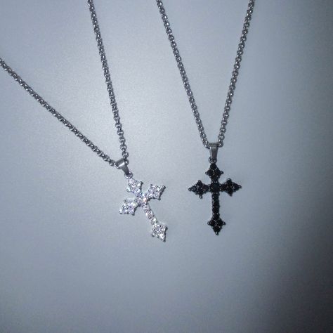 𝑪𝒁 𝑮𝑶𝑻𝑯𝑰𝑪 𝑪𝑹𝑶𝑺𝑺 𝑵𝑬𝑪𝑲𝑳𝑨𝑪𝑬 * handmade in Los Angeles * Solid Stainless Steel Rolo Link Chain + hardware * Cubic Zirconia Cross Pendant in Clear or Black * choose your length (Short 15"-18" or Long 18"-22") This necklace features a shiny gothic-style cross pendant with a dainty link style chain. It is adjustable and perfect for layering. Feel free to get it wet, it will not tarnish or fade. ♥ Please allow 1-5 days before shipment | Each piece is made by hand Message me with any Chrome Cross Necklace, Matching Cross Necklaces, Gothic Cross Pendant, Cross Necklace Goth, Opiumcore Jewelry, Gothic Stainless Steel Cross Necklace, Hand Message, Silver Cross Chain, Cross Necklace Black