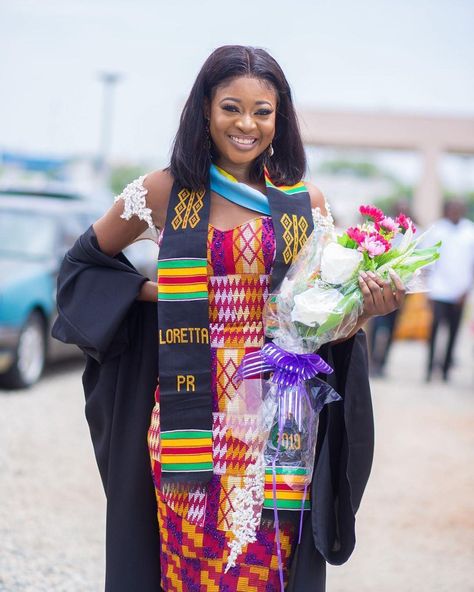 Graduation Outfit Ideas African Print, Ankara Graduation Outfit Ideas, African Graduation Dress University, African Graduation Dress, Kente Styles For Graduation, Graduation Outfit Ideas University Black Women, Styles For Graduation, Outfit Ideas University, Graduation Dress University