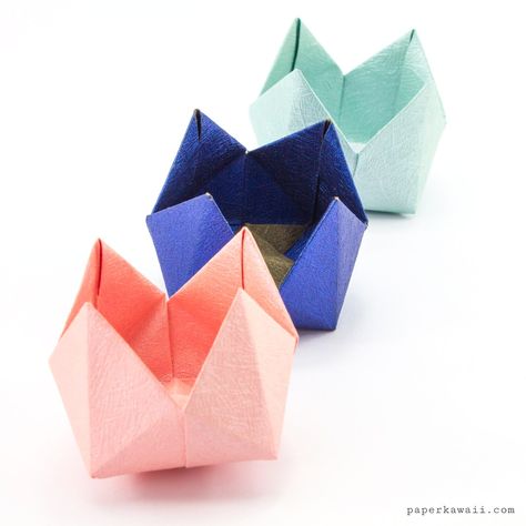 Origami Pinwheel Flower Bowl Tutorial - Paper Kawaii Origami Pinwheel, Paper Boat Origami, Pinwheel Flower, Origami Bowl, Paper Kawaii, Origami Paper Folding, Origami Star Box, Origami Boat, Kids Origami