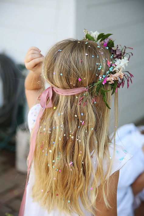 Forest Princess Birthday Party, Enchanting Party Ideas, 1st Fairy Birthday Party, Whimsical Party Ideas, Small Birthday Party Ideas For Kids, Birthday 5th Girl, Fairy 5th Birthday Party, Fairy Bday Party Ideas, Spring Theme Party Decorations