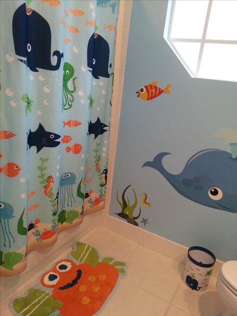 'Under the Sea' bathroom Under The Sea Bathroom Ideas Kids, Boy Bathroom Ideas Kid, Toddler Bathroom Ideas Boys, Boys Bathroom Ideas Kid Decor, Baby Bathroom Ideas, Toddler Boy Bathroom, Kids Ocean Bathroom, Toddler Bathroom Decor, Kids Bathroom Decor Boys