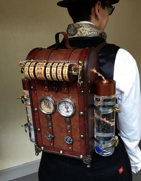 Steampunk Time Machine, Steam Punk Diy, Steampunk World, Tas Vintage, Moda Steampunk, Teknologi Futuristik, Steampunk Gadgets, Steampunk Aesthetic, Mode Steampunk