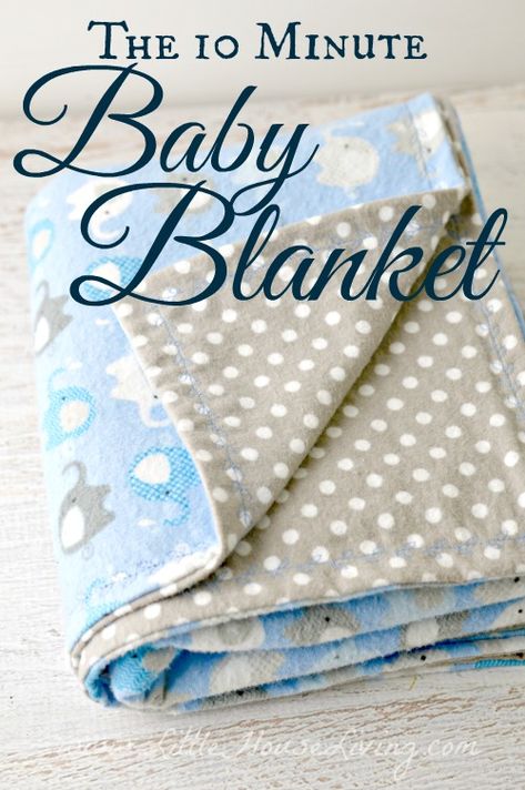 Diy Baby Blanket, Baby Receiving Blankets, Trendy Sewing, Baby Sewing Projects, Blanket Diy, Beginner Sewing Projects Easy, Quilt Baby, Baby Projects, Baby Diy