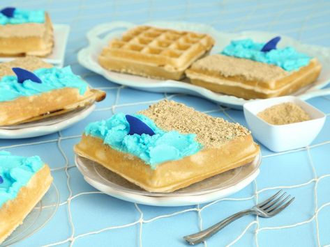 Shark Week Breakfast Ideas, Shark Week Breakfast, Shark Breakfast, Shark Desserts, Shark Stimboard, Seafood Cake, Shark Themed Snacks, Shark Week Food, Shark Party Foods