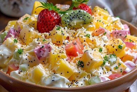 Hawaiian Cheesecake Salad Recipe - Masters of Kitchen - Recipes Hawaiian Cheesecake Salad Recipe, Cheesecake Salad Recipe, Hawaiian Cheesecake, Cheesecake Mixture, Unique Side Dishes, Cheesecake Salad, Creamy Fruit Salads, Canned Fruits, Pineapple Chunks