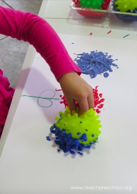 Bumpy ball painting – Teach Preschool Ball Study Art Preschool, Ball Theme Activities For Preschool, Teaching Strategies Ball Study, Ball Projects For Preschool, Ball Unit Preschool, Preschool Ball Theme, Ball Study Preschool, Creative Curriculum Ball Study Preschool, Ball Crafts Preschool