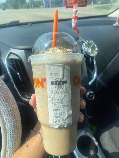 Dunkin Donuts Frozen Coffee Order, Dunkin Frozen Coffee, Best Dunkin Donuts Drinks, Dunkin Donuts Menu, Dunkin Donuts Coffee Drinks, Dunkin Donuts Iced Coffee Orders, Dunkin Iced Coffee, Coffee Orders, Coffee Recepies