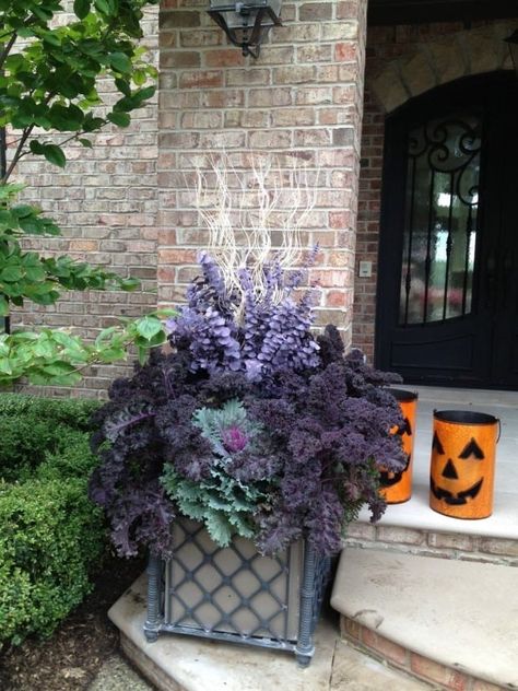 10 Fall Flower Containers with a Unique Twist | Pretty Purple Door Fall Flower Pots, Fall Pots, Fall Container Gardens, Winter Planter, Fall Containers, Container Garden Design, Container Gardening Flowers, Fall Planters, Garden Containers