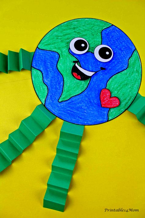 Earth Day Printables, Ochrana Prírody, Earth Activities, Clean Up Day, Earth Craft, Earth Day Projects, Hanging Craft Ideas, Sistem Solar, Earth Day Crafts