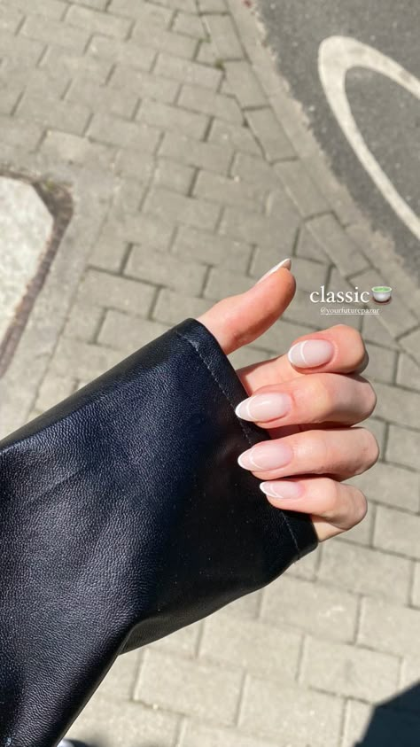 Parisian Nails French Beauty, Double White French Nails, Monochrome French Tip Nails, Types Of French Nails, Nails Double French, Nails For Paris, Parisian Nails, Milky White French Tip Nails, Double French Manicure