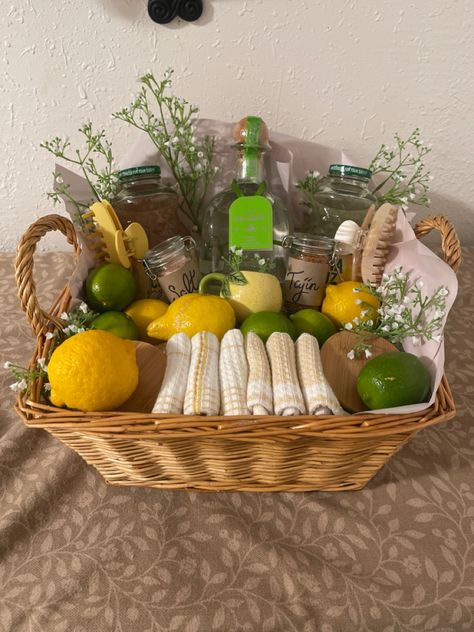 Limoncello Basket, Gift Basket Ideas Auction, Margarita Basket Ideas Gift, $50 Gift Basket Ideas, Drink Basket Gift Ideas, Margarita Basket Ideas, Tequila Basket, Tequila Gift Basket Ideas, Margarita Gift Basket Ideas