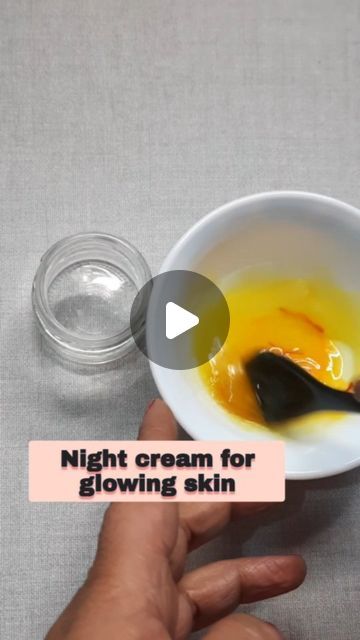 Glow Cream For Face, How To Make Skin Fair, How To Make Night Cream At Home, Alovera Gel For Face At Night, Best Cream For Glowing Skin, Face Glowing Tips Natural At Home, Homemade Night Cream For Glowing Skin, Night Cream Homemade, Face Remedies For Glowing Skin