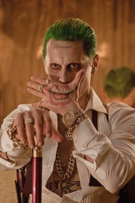 #Joker #PhoneWallpapers #dc Jered Leto Joker, Easy Mens Halloween Costumes, Jared Joker, Joker Y Harley Quinn, Jared Leto Joker, Female Joker, Leto Joker, Joker Makeup, Joker Costume