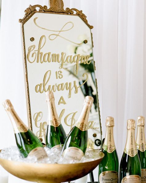 Your guests won't be able to help but raise a glass in honor of these unique ideas. No matter the lively nature of the reception, everyone stops to reflect on the sole meaning of their gathering: love. #Wedding #WeddingIdeas #WeddingInspiration #Champagne | Martha Stewart Weddings - 20 Celebratory Champagne-Themed Wedding Ideas Champagne 50th Birthday, Moet Party Decor, Champagne Ideas Party, Golden Bridal Shower Theme, 30th Birthday Champagne Theme, Champagne Theme Bridal Shower Ideas, Champagne 40th Birthday Party, Champagne Ceremony Wedding, Champagne And Popcorn