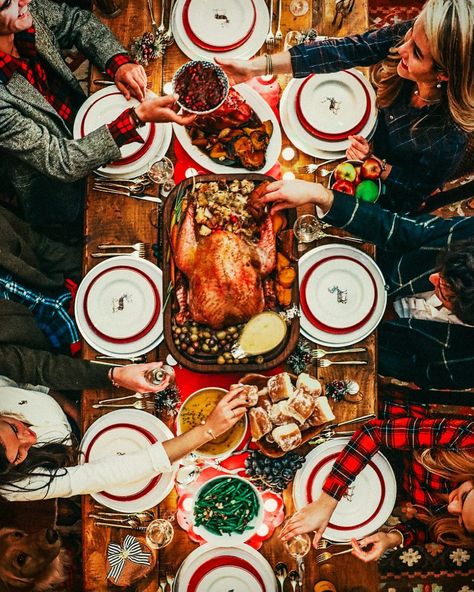 Kiel James Patrick (@kjp) • Instagram photos and videos Sarah Vickers, Holiday Dinner Table, Classy Girls Wear Pearls, Kiel James Patrick, James Patrick, Wear Pearls, Thanksgiving Holiday, Merry Little Christmas, Christmas Mood