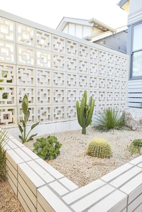 Palm Springs Garden, Pebble Landscaping, Breeze Block Wall, Breeze Blocks, White Fence, White Planters, Garden In The Woods, Block Wall, Cactus Garden