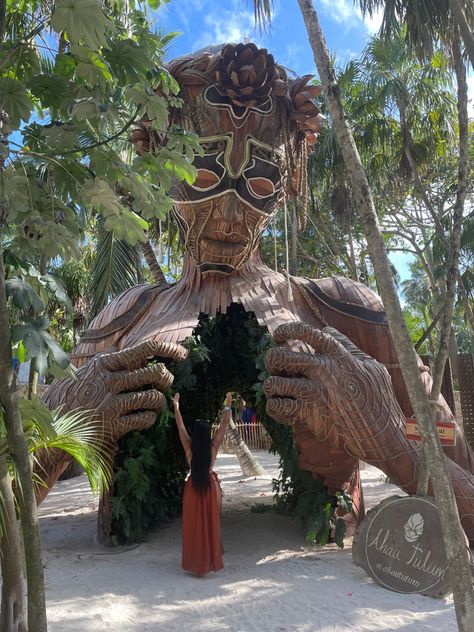 Ahau tulum escultura ven a la luz Tulum Mexico, Summer Pictures, Tulum, Lion Sculpture, Fair Grounds, Places To Visit, Statue, Sculpture