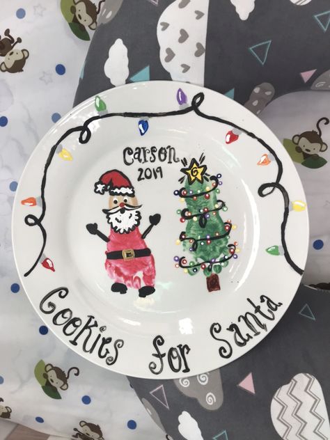 Diy Milk And Cookies For Santa, Baby Santa Cookie Plate, Christmas Cookie Plate Diy Kids, Diy Cookies For Santa Plate, Baby Christmas Plate, Diy Santa Plate, Cookies For Santa Plate Diy, Diy Santa Cookie Plate, Santa Cookie Plate