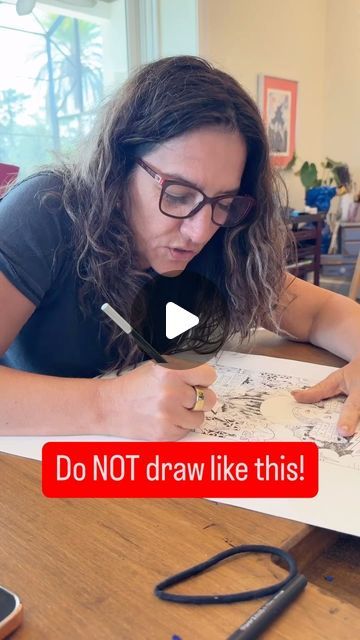 Milan Art Institute on Instagram: "Drawing comes from your entire arm, not just your wrist!
.
.
.
#artistoninstagram #artsupplies #artlover #arttutorial #processart #artreels #arttips #artprocess #handdrawn #artinspiration #artvideo #artsy #creativeart #artreel #drawing #drawingtutorial #arttips #artistssupportingartists" Milan Art Institute Boards, Reactions Drawing, Milan Art Institute, Milan Art, Instagram Drawing, Drawing Board, Process Art, Happy Days, Art Tips