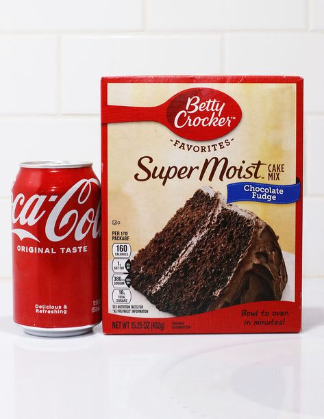 Coke Cake Recipe Easy, Coke And Cake Mix Recipe, Cake And Soda 2 Ingredients, Box Cake Made With Soda, Cake Mix Plus Soda, Chocolate Cake With Coke, Coke Zero Cake, Cake With Soda Recipes, Soda Cake Recipe 2 Ingredients