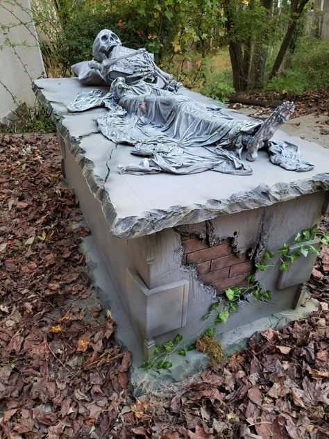 Halloween, crypt, tomb, fog chiller, yard haunt Halloween Home Haunts, Haunted Castle Decorations Diy, Crypt Fog Chiller, Spooky Halloween Graveyard Ideas, Diy Halloween Graveyard Ideas, Outdoor Cemetery Halloween, Diy Halloween Haunted Trail Ideas, Diy Crypt Halloween Prop, Halloween Yard Haunt Ideas