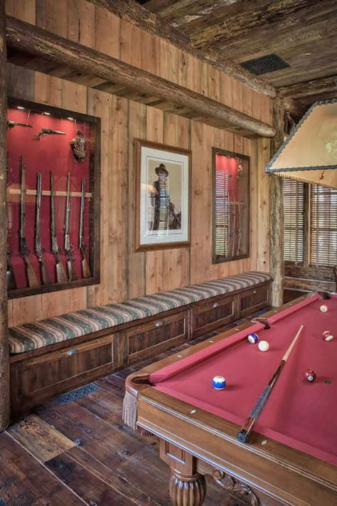 Montana ranch retreat boasts gorgeous display of rustic-luxe details Rustic Man Cave, Western Bar, Cave Room, Pool Table Room, Man Cave Room, Ranch Ideas, Rustic Cabins, Mountain Chalet, Upstairs Loft