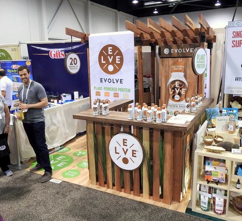 Food Bazaar Booth Ideas, Food Booth Ideas, Bazaar Booth Ideas, Beer Exhibition, Bazaar Booth, Booth Display Ideas Diy, Booth Decoration, Food Booth, Food Expo