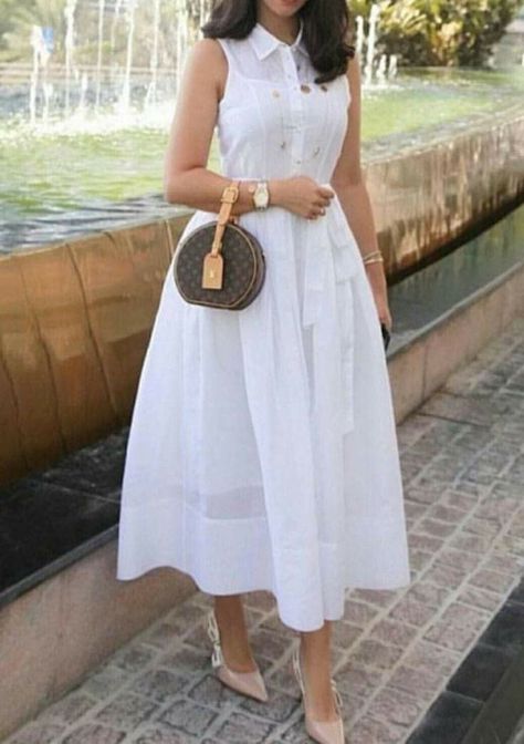 Simple Frock Design, Casual Frocks, Hot Makeup, Modest Dresses Casual, Classy Dress Outfits, Bodo, Classy Casual Outfits, Fashion Dresses Casual, Fashion Mistakes