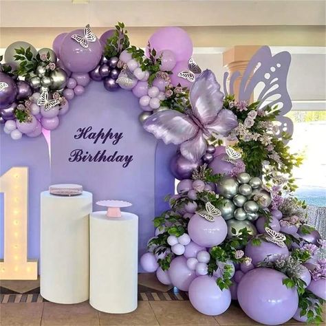 Purple Birthday Party Decorations, Purple Balloon Garland, 15th Birthday Decorations, Butterfly Themed Birthday Party, Purple Party Decorations, Butterfly Birthday Theme, Purple Balloon, Purple Birthday Party, Birthday Theme Decoration