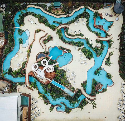 Lazy Rivers Backyard, Lazy River Ideas, Lake Resort Design, Lazy River Pool Backyard Home, Residential Lazy River Pool, Home Lazy River Pool, Outside Pool Ideas, Diy Lazy River In Backyard, Outside Pool Area Ideas