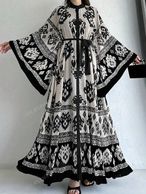 Arabic Style Dress, Arabian Dress, Arabic Style, Kimono Sleeve, Style Dress, Dress P, Bell Sleeve, Contrasting Colors, Woven Fabric