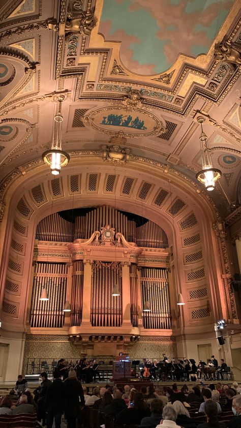 Preppy Aesthetic Ivy League, Yale Medical School, Yale University Aesthetic, Yale University Campus, Yale Aesthetic, Ivy College, Small Home Theatre, Ivy Aesthetic, Yale College