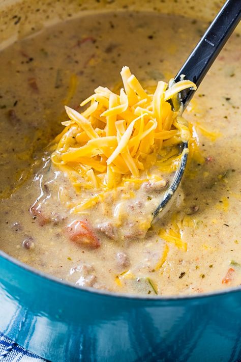 Jalapeno Bacon Cheeseburger Soup Crockpot Cheeseburger, Soup Bacon, Cheeseburger Soup Crockpot, Freeze Leftovers, Soup Low Carb, Jalapeno Bacon, Bacon Cheeseburger Soup, Cheese Cheddar, Hamburger Soup