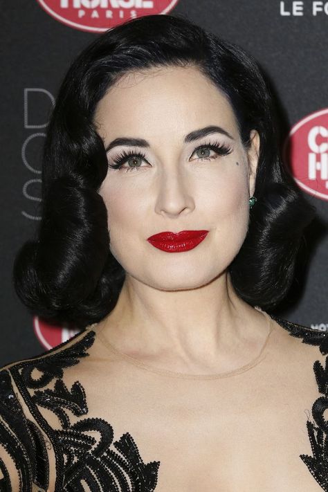 Dita Von Teese Makeup, Paul Forman, Dita Von Teese Style, Ashley Park, Crazy Horse Paris, Dita Von Tease, Vintage Makeup Looks, Paris March, Red Carpet Makeup