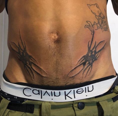 Tramp Stamp Men, Male Tramp Stamp, Reverse Tramp Stamp, Dark Skin Tattoo, Torso Tattoos, Tattoo Inspiration Men, Tattoos For Black Skin, Irezumi Tattoos, Tramp Stamp