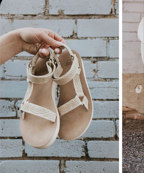 Must Have Summer Shoes, Cute Chacos Sandals, Teva Sandals Aesthetic, Tevas Outfit Aesthetic, Tevas Outfit, Teva Midform Sandals, Tevas Sandals, Teva Sandals Outfit, Australia Outfit