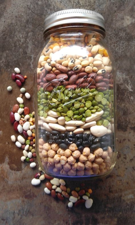 7 bean soup mix 7 Bean Soup, Dry Soup Mix Recipes, Bean Soup Mix Recipe, Mason Jar Gifts Recipes, Jar Soup, Mason Jar Soup, Mason Jar Mixes, Jar Mixes, Dry Soup Mix