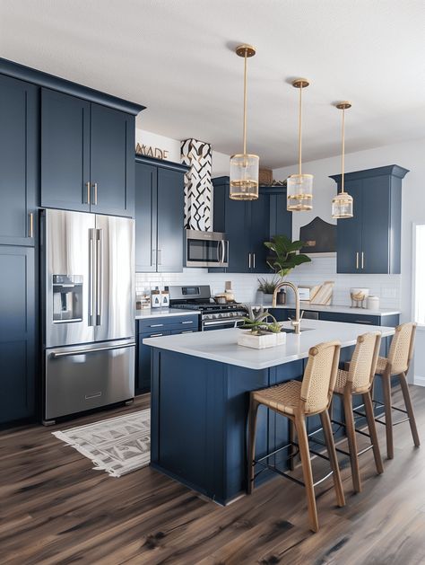 Modern Boho Kitchen Design: Navy Blue Cabinetry with Gold Accents Navy Blue Kitchen Gold Hardware, Blue Kitchen Decorating Ideas, Navy Blue White Kitchen, Boho Blue Kitchen, Kitchen Design Navy Blue, Blue House Interior Design, Navy Blue And Gold Kitchen, Navy Apartment, Navy Kitchen Ideas