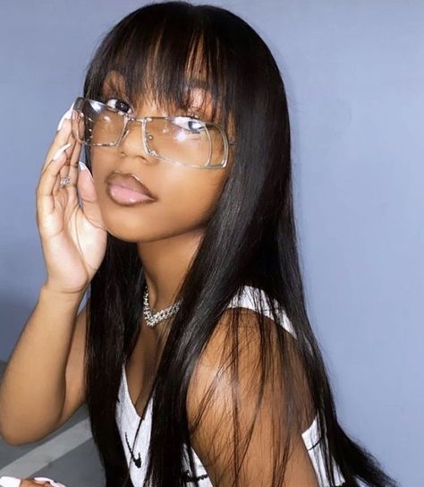 Sew In With Bangs, Quick Weave Hairstyles, Frontal Hairstyles, Pretty Hair Color, Fringe Hairstyles, Front Lace Wigs Human Hair, Baddie Hairstyles, Sew In, Wigs With Bangs