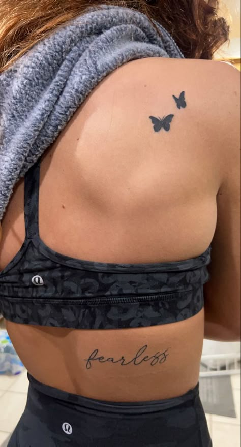 Upper Back Butterfly Tattoo Women, Butterflies On Shoulder Tattoo, Butterfly Tattoo Shoulder Blade, Tswift Tattoos, Butterfly Tattoo Shoulder, Females Tattoos, Butterfly Shoulder Tattoo, Minimal Tattoo Designs, Minimal Tattoo Ideas