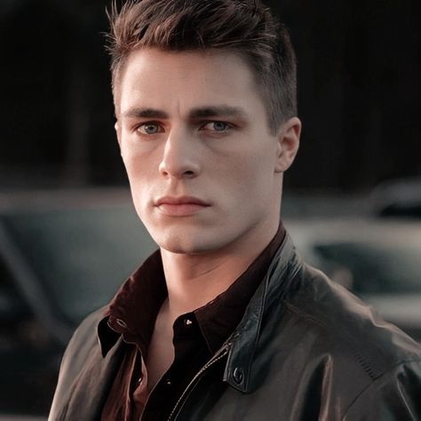 #Icon #TeenWolf Colton Haynes Teen Wolf, Jackson Teen Wolf, Derek Teen Wolf, Jackson Whittemore, Teen Wolf Actors, Avengers Outfits, Wolf Character, Bios Para Instagram, Josh Richards