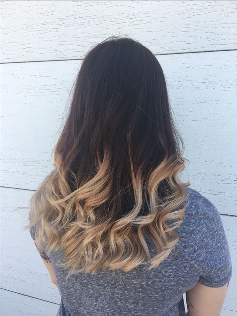 Blonde ombré, blonde ends, red to blonde, dark roots Brown On Top Blonde On Bottom Hair Highlights, Dark Brown Hair With Blonde Highlights At The End, Blonde At Bottom Of Brown Hair, Blonde Tipped Hair, Long Hair With Blonde Ends, Long Hair Bleached Ends, Brown Roots And Blonde Ends, Ombre Hair Dark Brown To Blonde, Brunette Blonde Ends