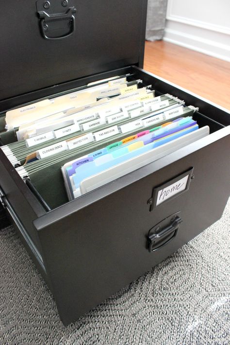 Organizing Paperwork Filing System, Work Organization Ideas, Office Filing System, Work Desk Organization, Document Organization, Filing Cabinet Organization, Office Desk Set, Office Organization At Work, Ikea Alex