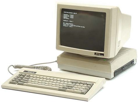 vintage+computers | Similar to the Commodore PET 2001 - the monitor is attached and cannot ... 1950s Computer, Computer Png Aesthetic, Vintage Computer Aesthetic, 70s Computer, Old Computer Monitor, Crt Computer, Old Monitor, Computer Reference, Old School Computer