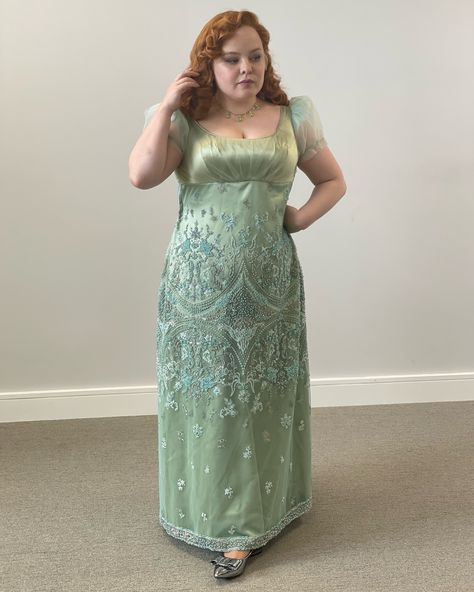 John Glaser | Penelope’s green dress for her scene in the garden - filmed on the hottest day of the year! ☀️ Costume Design by @johnglasercostume… | Instagram Broadway Dress, Corpse Bride Costume, Regency Era Fashion, Bride Costume, Regency Dress, Dress Aesthetic, Formal Style, Historical Fashion, Ball Dresses