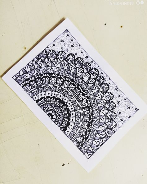 Write your heart out! Beautiful Pencil Sketches, Mandala Art Therapy, Zen Doodle Art, Pencil Sketches, Creative Craft, Doodle Art Designs, Mandala Design Art, Zen Doodle, Mandala Drawing